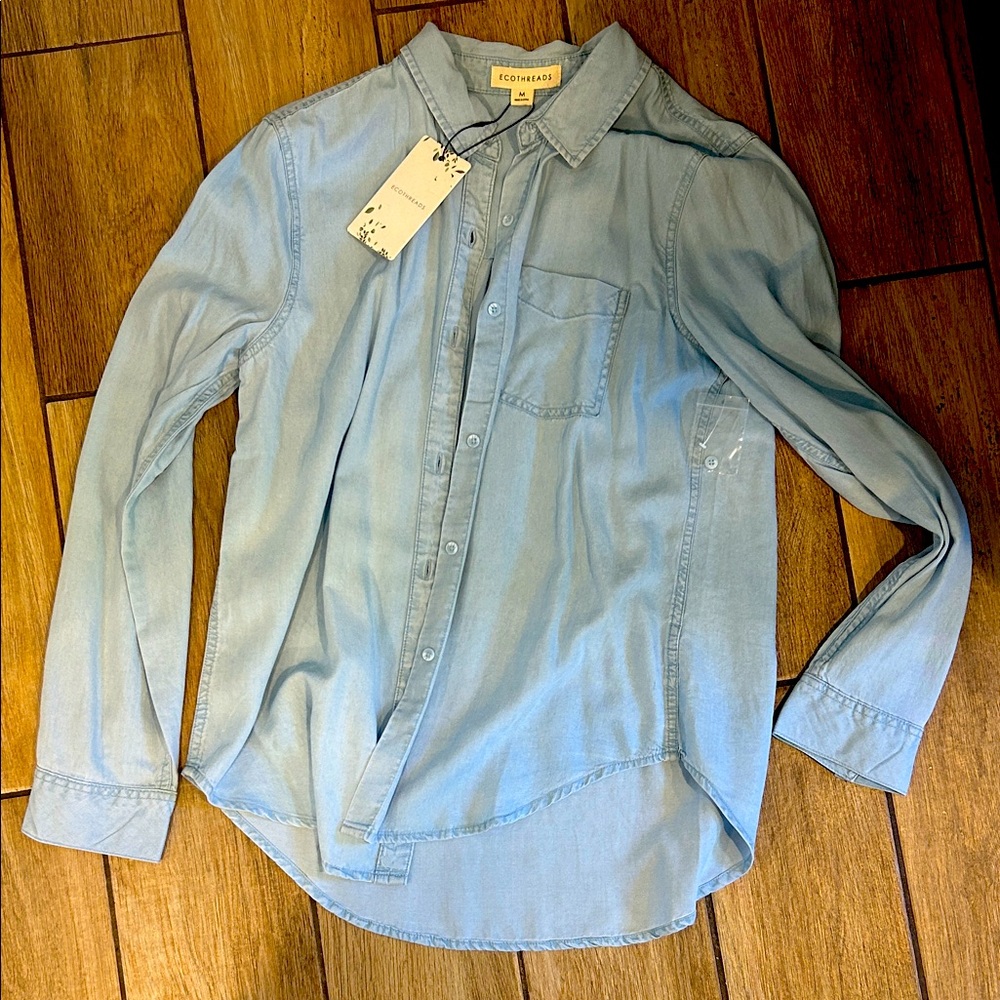 Women’s Light Blue Denim Shirt Size M
